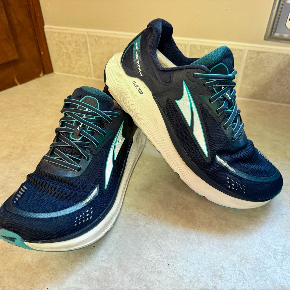 Altra Paradigm 6